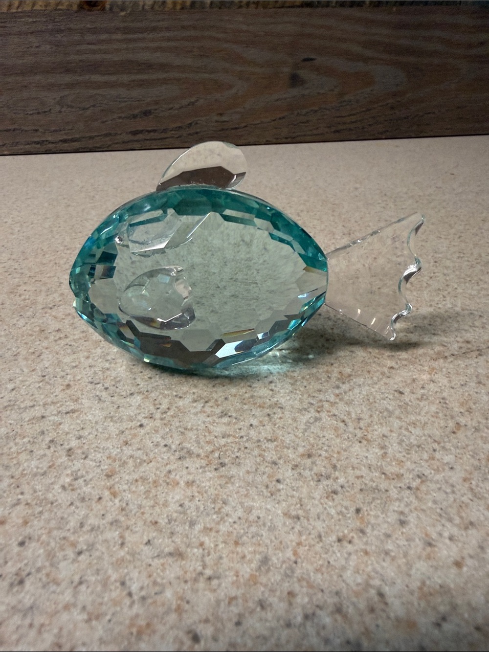 Aqua Crystal Fish Décor Figurine